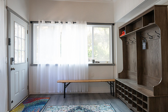 0046-20250922-Interiors