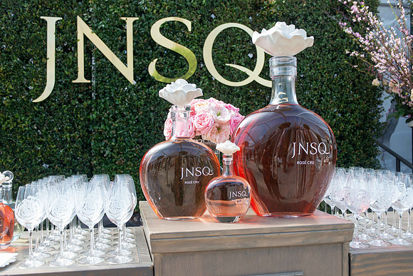 0038-JNSQ-2019-Favorites