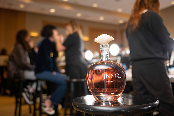 0018-JNSQ-2019-Favorites