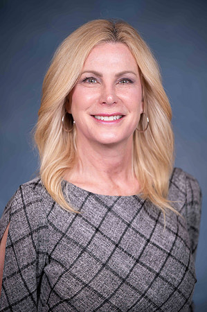 0024-StepRepeatHeadshots-PrughPhoto